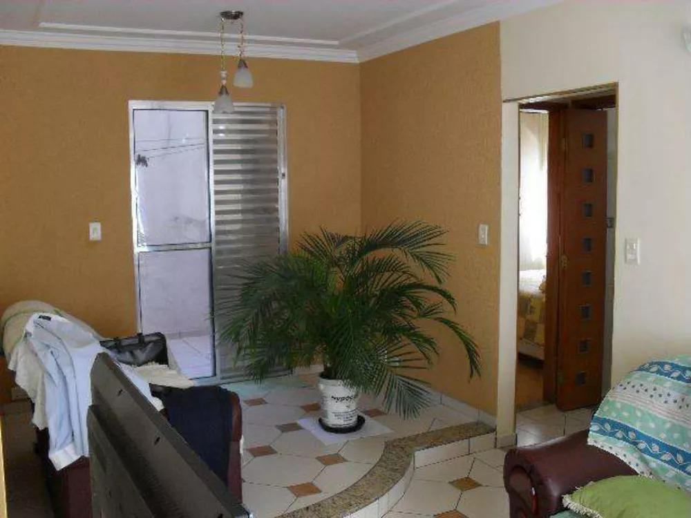 Apartamento à venda com 2 quartos, 100m² - Foto 2