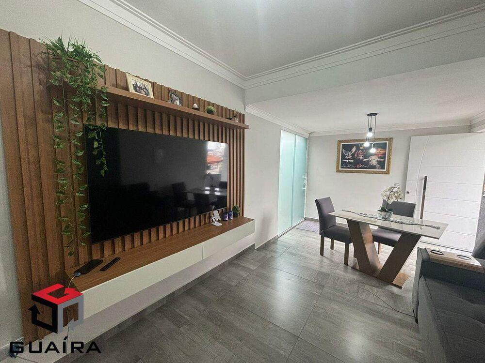 Casa à venda com 3 quartos, 175m² - Foto 1