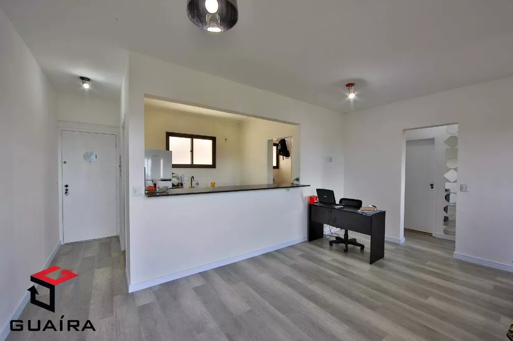 Apartamento à venda com 2 quartos, 70m² - Foto 1