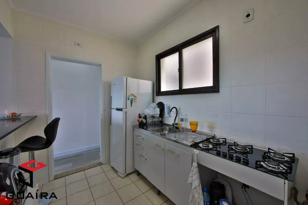 Apartamento à venda com 2 quartos, 70m² - Foto 4