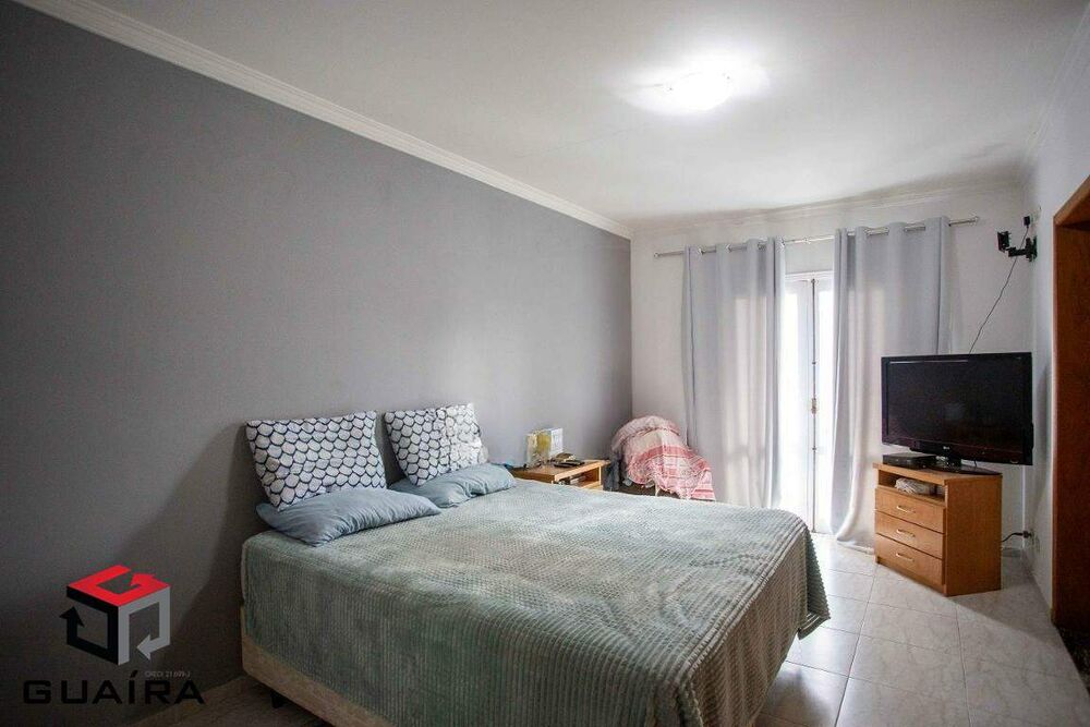 Sobrado à venda com 3 quartos, 200m² - Foto 29