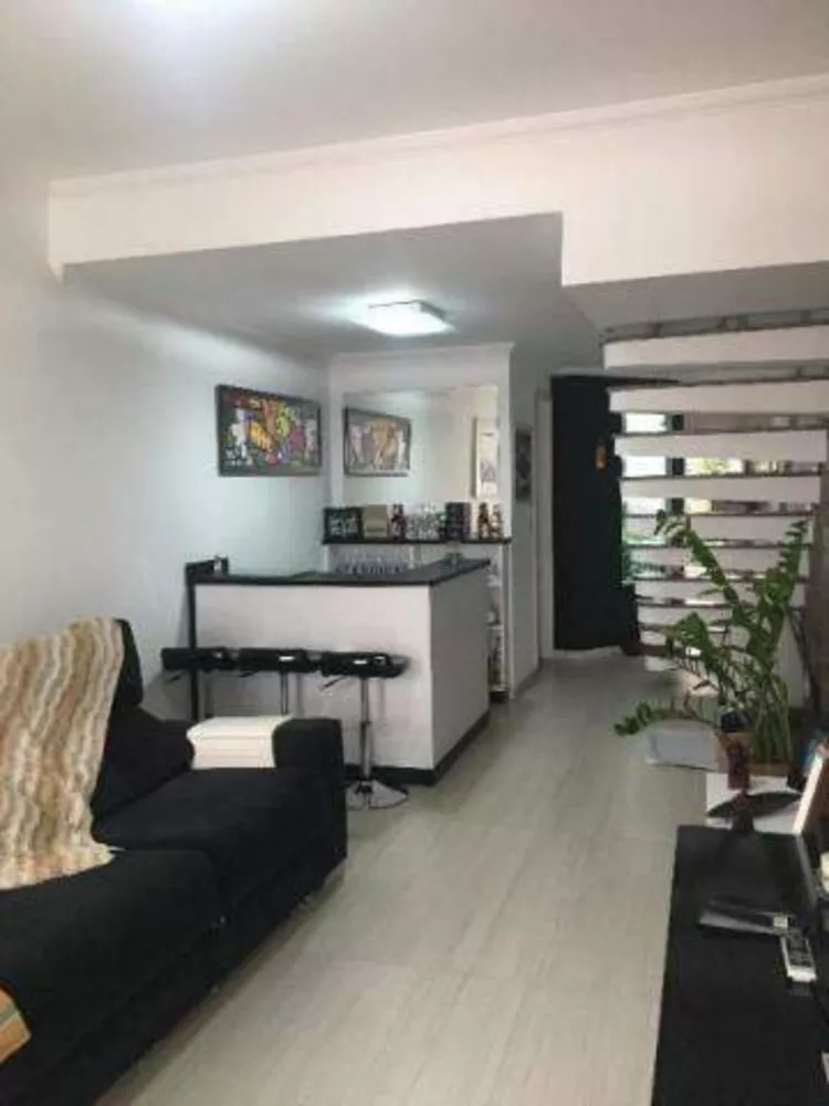 Sobrado à venda com 3 quartos, 112m² - Foto 2