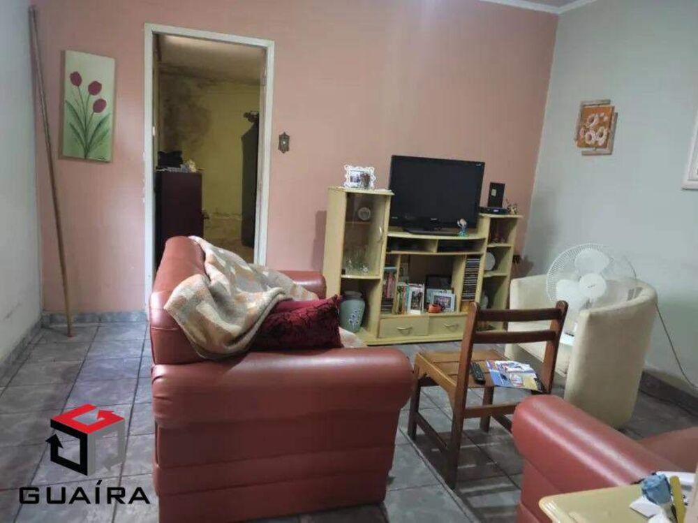 Casa à venda com 3 quartos, 120m² - Foto 1