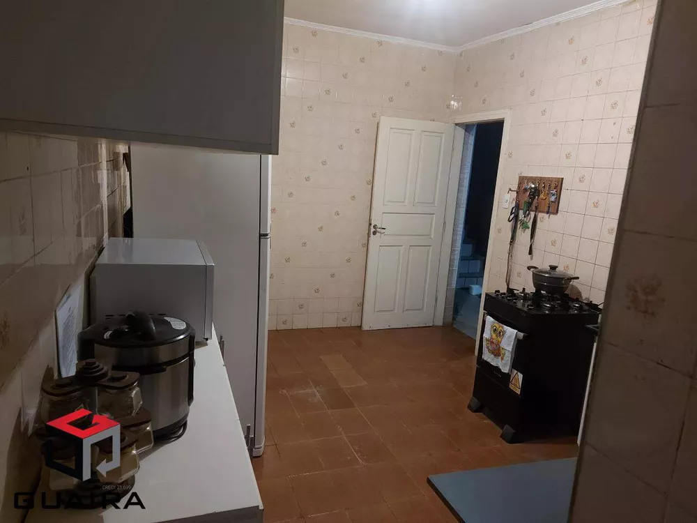 Casa à venda com 2 quartos, 190m² - Foto 9