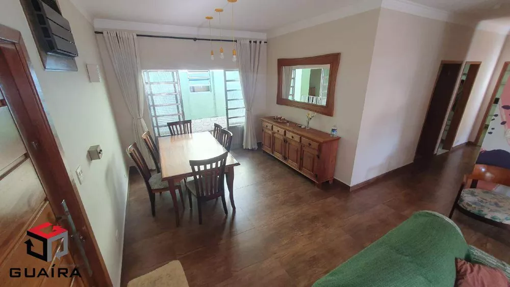 Casa à venda com 3 quartos, 194m² - Foto 4