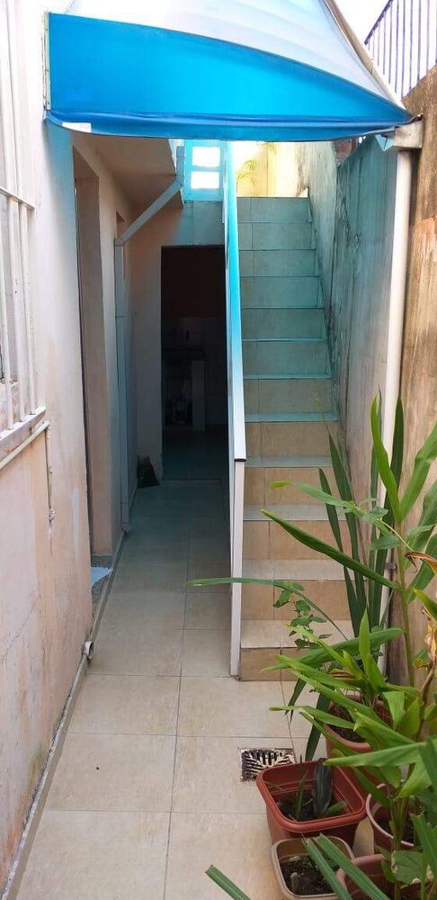 Sobrado à venda com 3 quartos, 180m² - Foto 2