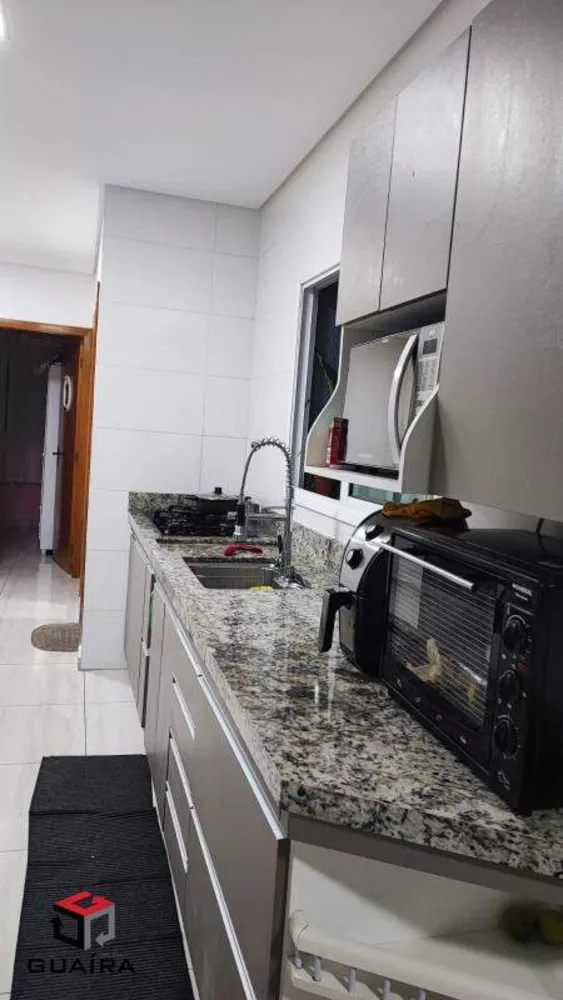 Apartamento à venda com 2 quartos, 70m² - Foto 4