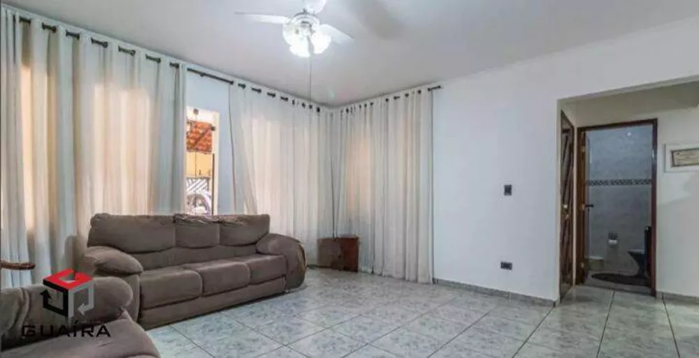 Sobrado à venda com 4 quartos, 224m² - Foto 1