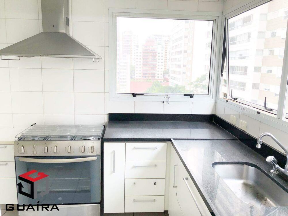 Apartamento à venda com 3 quartos, 140m² - Foto 22