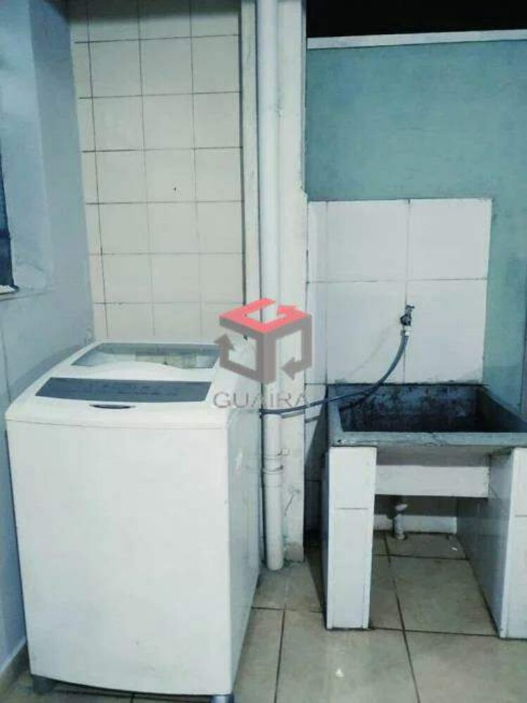 Sobrado à venda com 2 quartos, 220m² - Foto 4