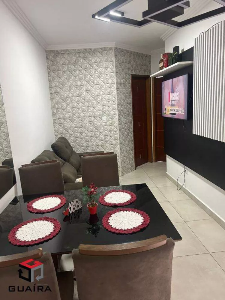 Apartamento à venda com 2 quartos, 37m² - Foto 2