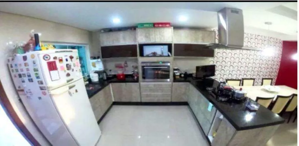 Sobrado à venda com 3 quartos, 250m² - Foto 5