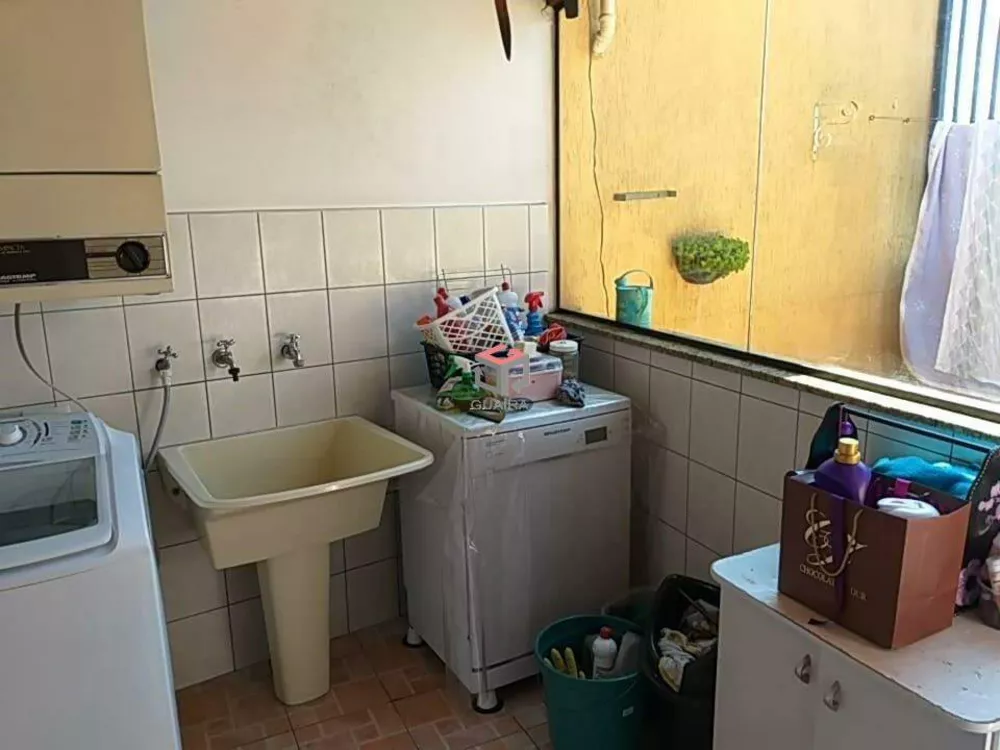 Apartamento à venda com 4 quartos, 246m² - Foto 6