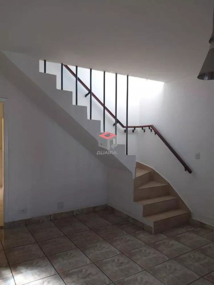 Sobrado à venda com 2 quartos, 150m² - Foto 3