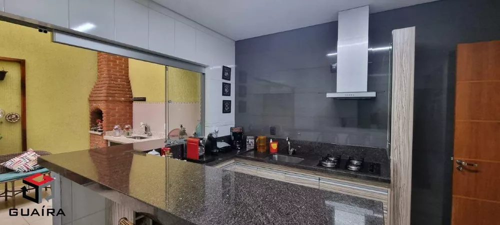 Sobrado à venda com 3 quartos, 217m² - Foto 4