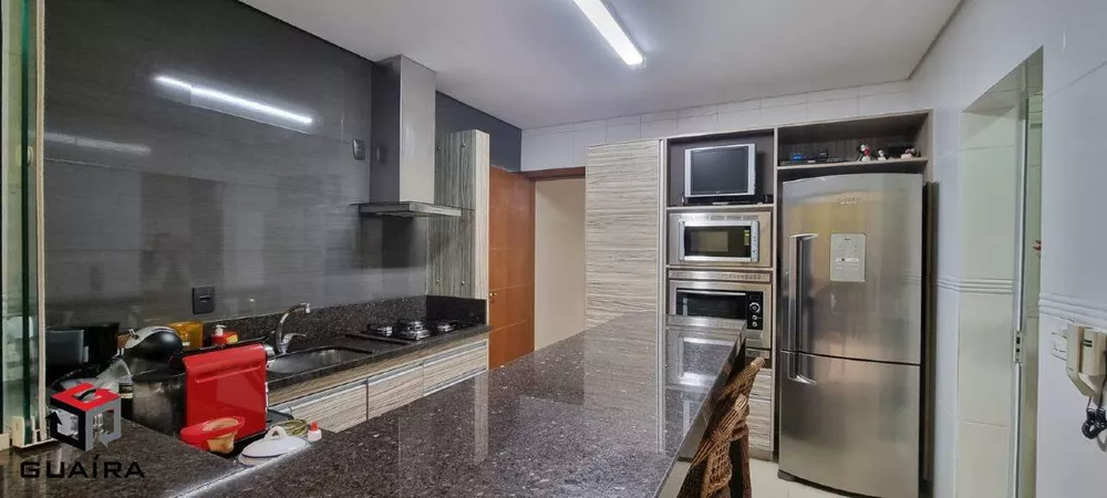 Sobrado à venda com 3 quartos, 217m² - Foto 3