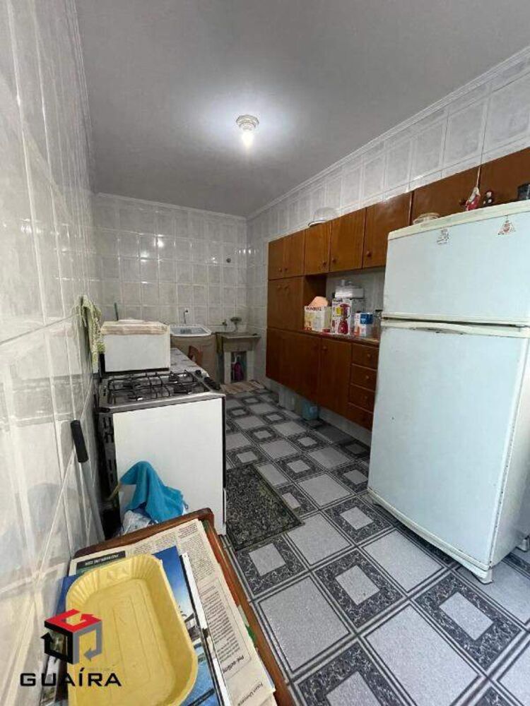 Sobrado para alugar com 2 quartos, 200m² - Foto 2