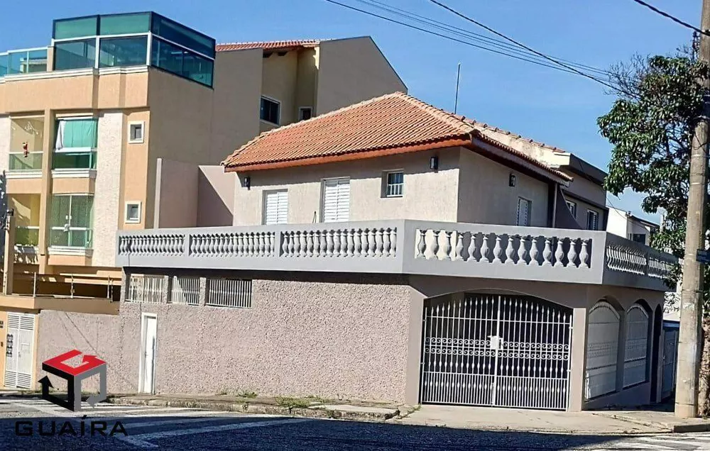 Sobrado à venda com 2 quartos, 139m² - Foto 1