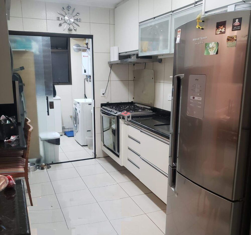 Apartamento à venda com 3 quartos, 120m² - Foto 1
