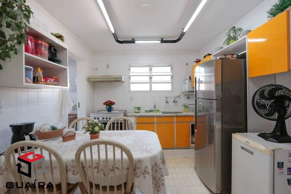 Apartamento à venda com 3 quartos, 120m² - Foto 2