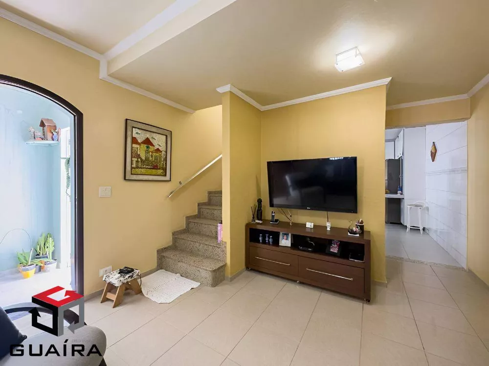 Sobrado à venda com 3 quartos, 215m² - Foto 2