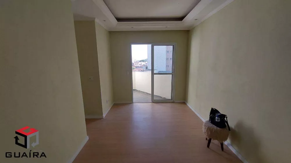 Apartamento à venda com 3 quartos, 70m² - Foto 2