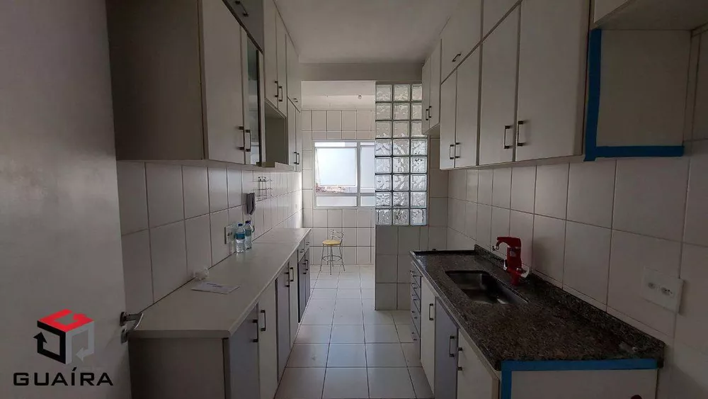 Apartamento à venda com 3 quartos, 70m² - Foto 4