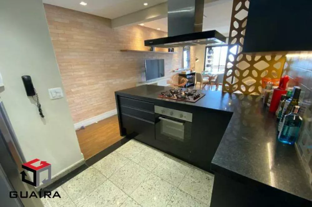 Apartamento à venda com 2 quartos, 70m² - Foto 4