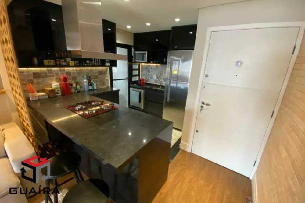 Apartamento à venda com 2 quartos, 70m² - Foto 3