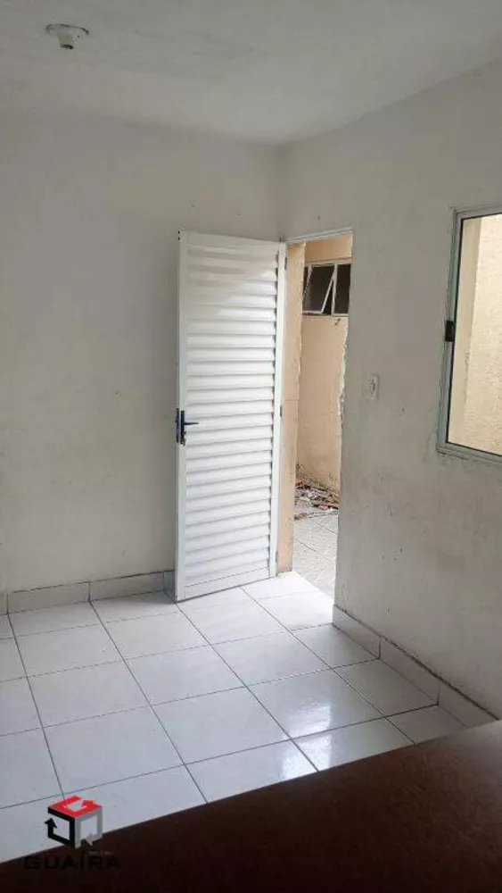 Casa à venda com 3 quartos, 360m² - Foto 1