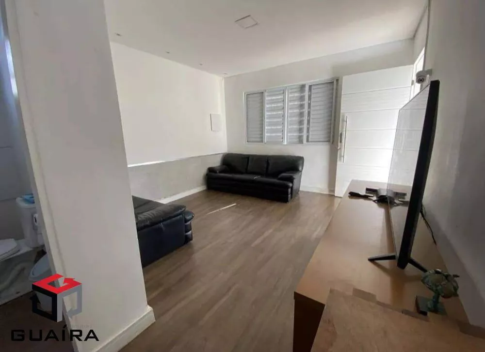 Casa à venda com 4 quartos, 240m² - Foto 1