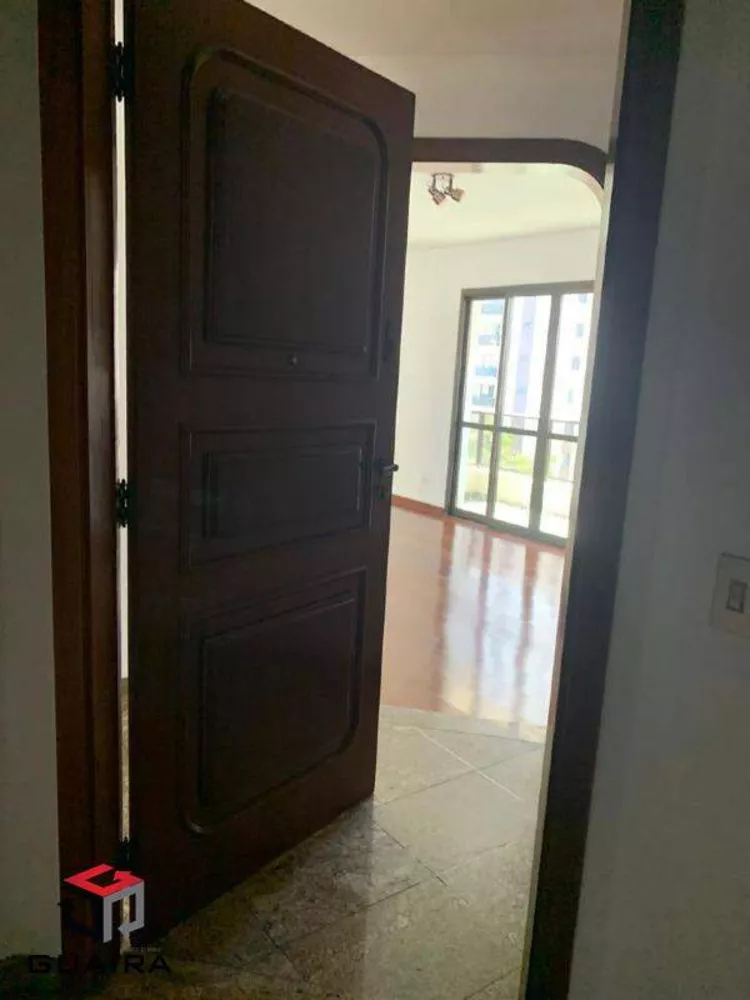 Apartamento à venda com 3 quartos, 150m² - Foto 3