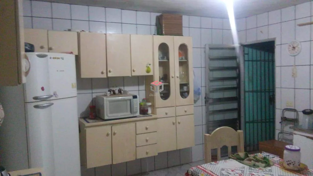 Sobrado à venda com 3 quartos, 227m² - Foto 3