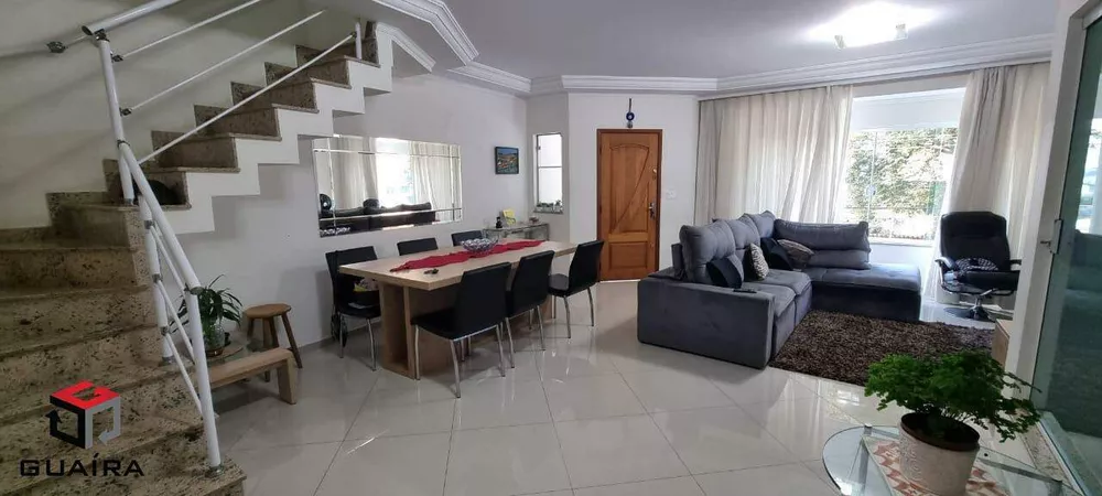 Sobrado à venda com 3 quartos, 230m² - Foto 1