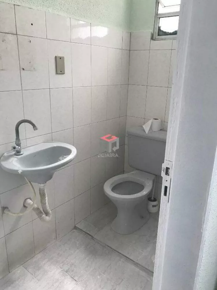 Apartamento para alugar com 3 quartos, 150m² - Foto 12