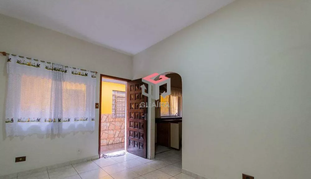 Sobrado à venda com 3 quartos, 192m² - Foto 1