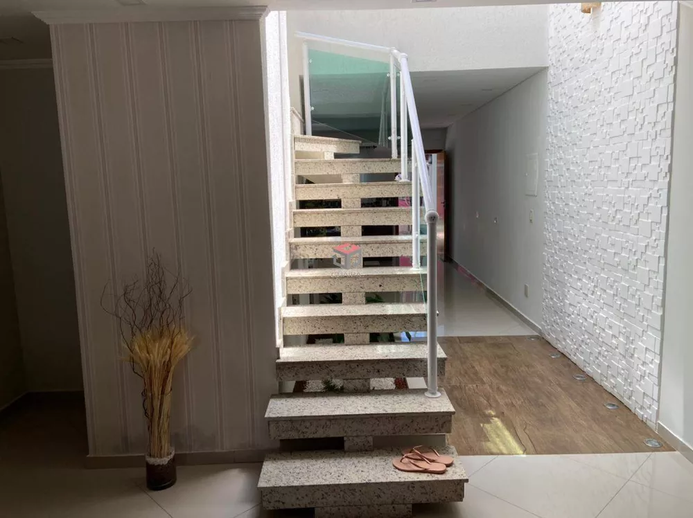 Sobrado à venda com 4 quartos, 195m² - Foto 3