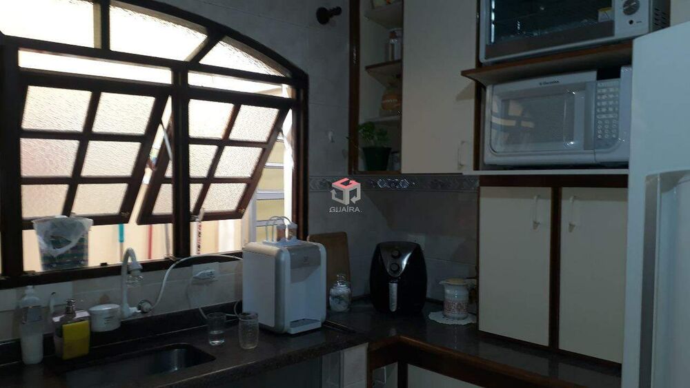 Sobrado à venda com 2 quartos, 187m² - Foto 6