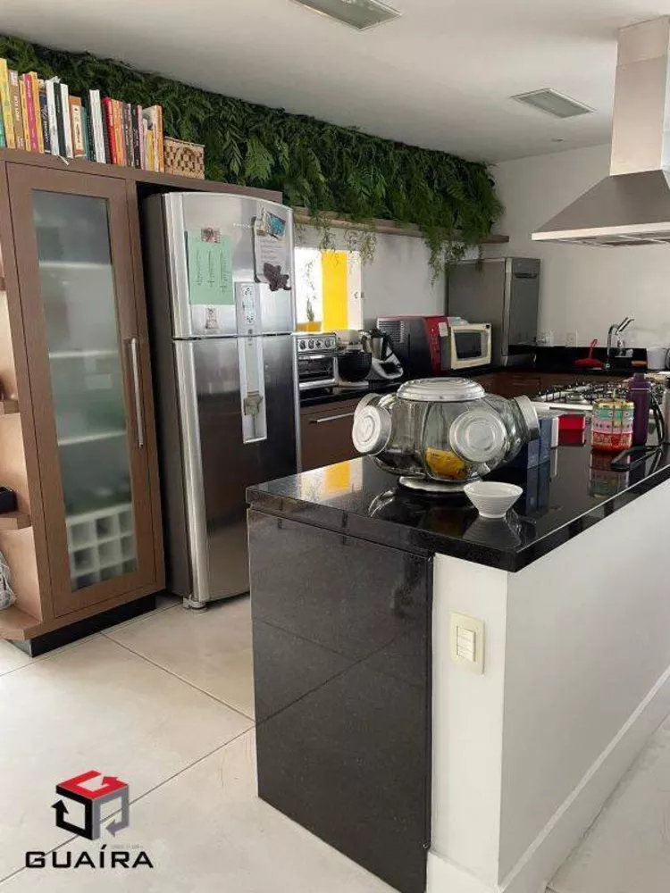 Cobertura à venda com 3 quartos, 250m² - Foto 4