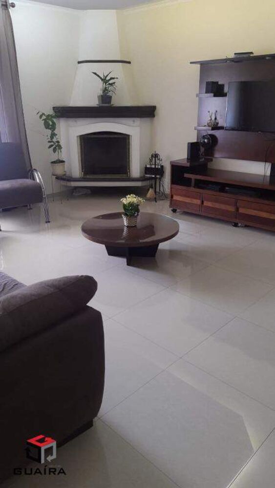 Sobrado à venda com 3 quartos, 193m² - Foto 1