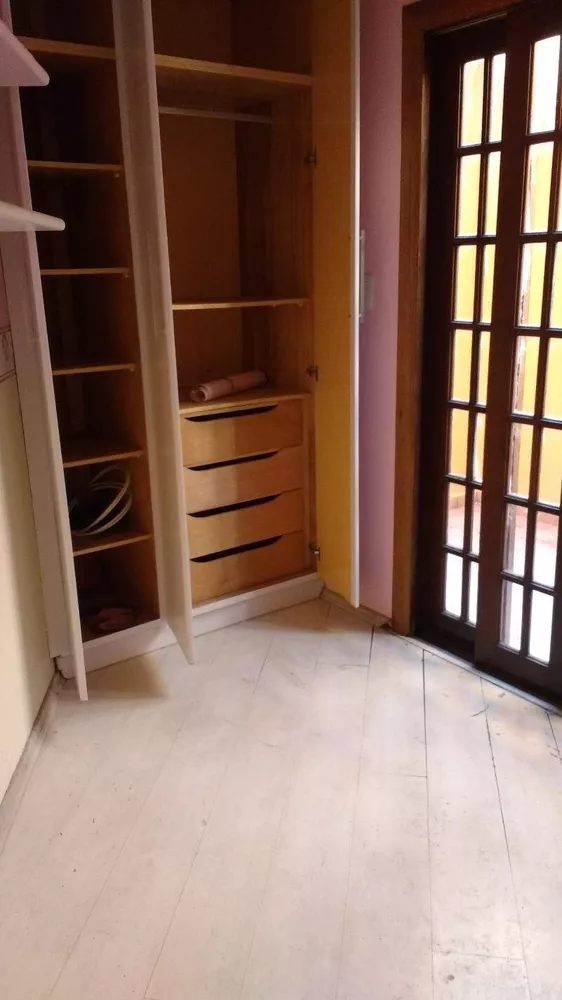 Sobrado à venda com 5 quartos, 300m² - Foto 7