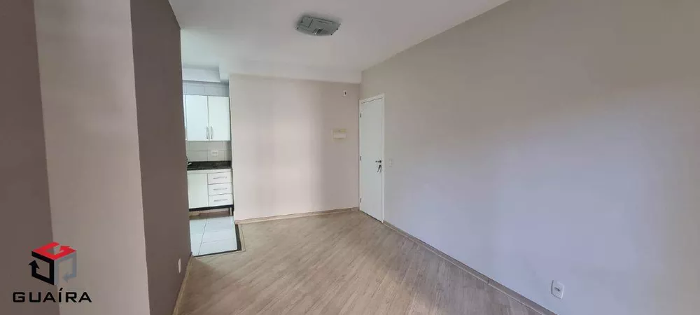 Apartamento à venda com 3 quartos, 67m² - Foto 2