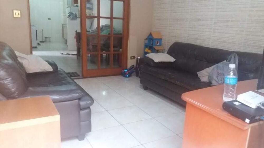 Casa à venda com 2 quartos, 110m² - Foto 1