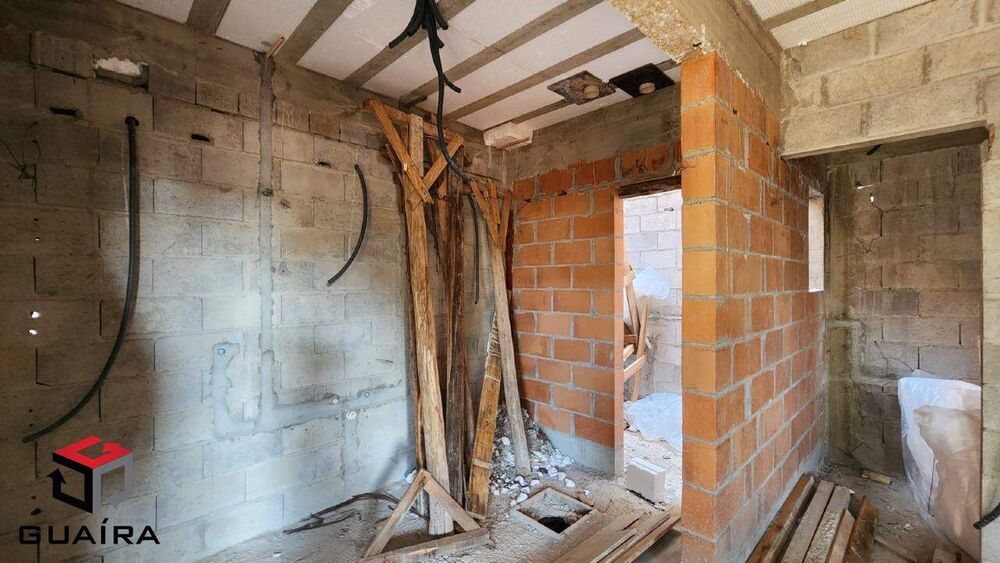 Sobrado à venda com 3 quartos, 120m² - Foto 4