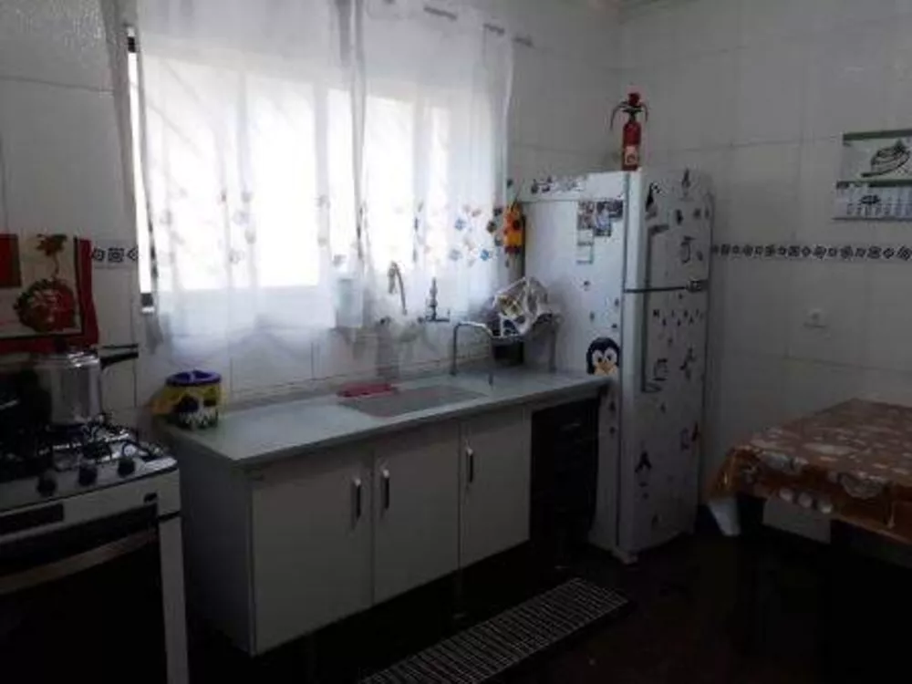 Apartamento à venda com 3 quartos, 80m² - Foto 4