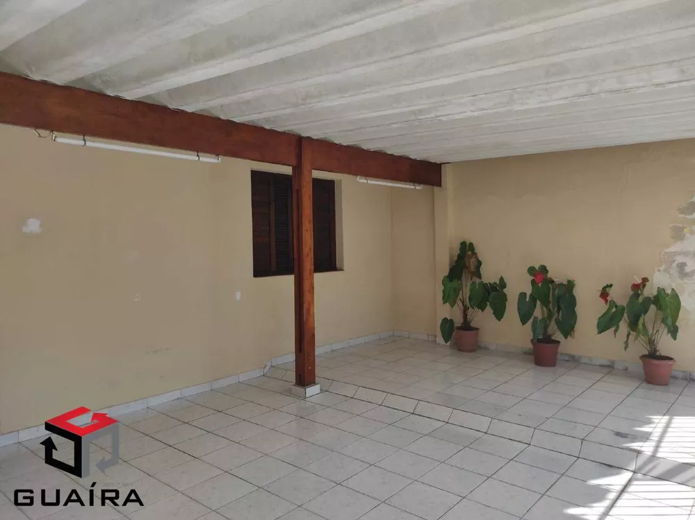 Casa à venda com 3 quartos, 142m² - Foto 1