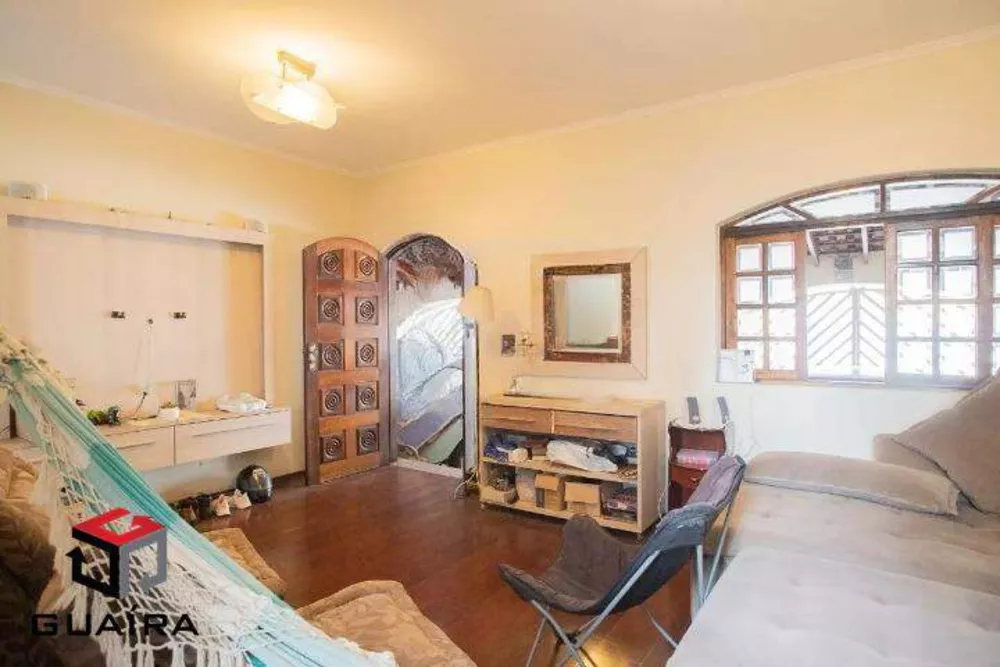 Casa à venda com 4 quartos, 260m² - Foto 2