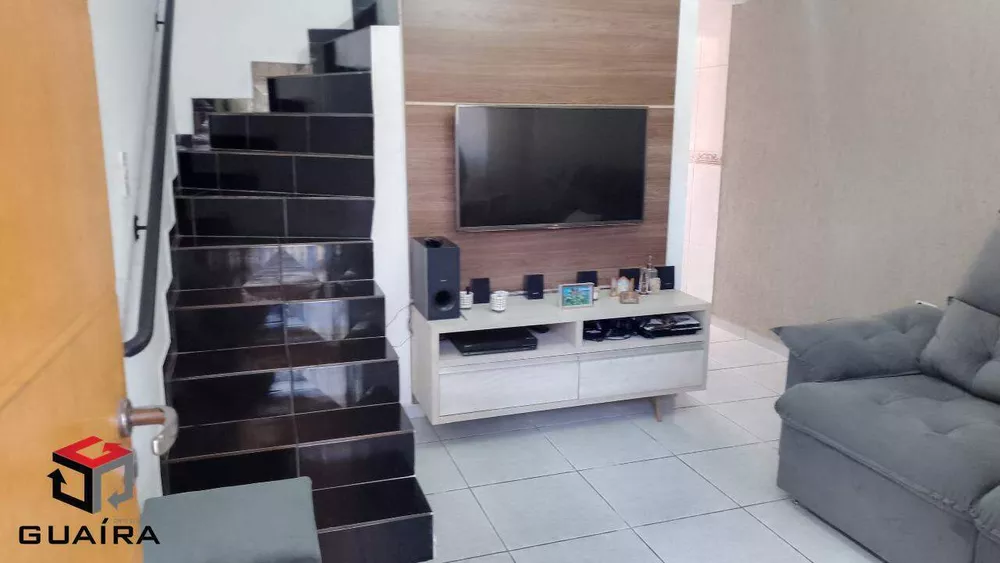 Sobrado à venda com 2 quartos, 69m² - Foto 1