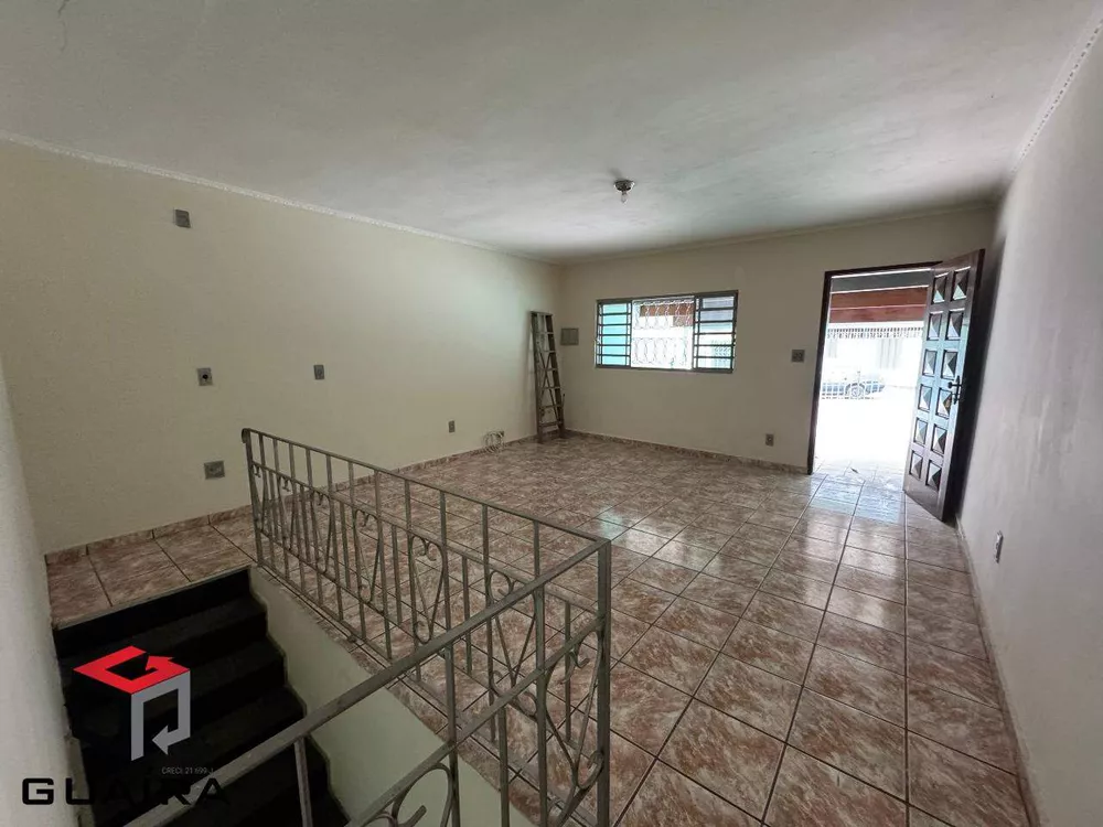 Casa à venda com 3 quartos, 188m² - Foto 3