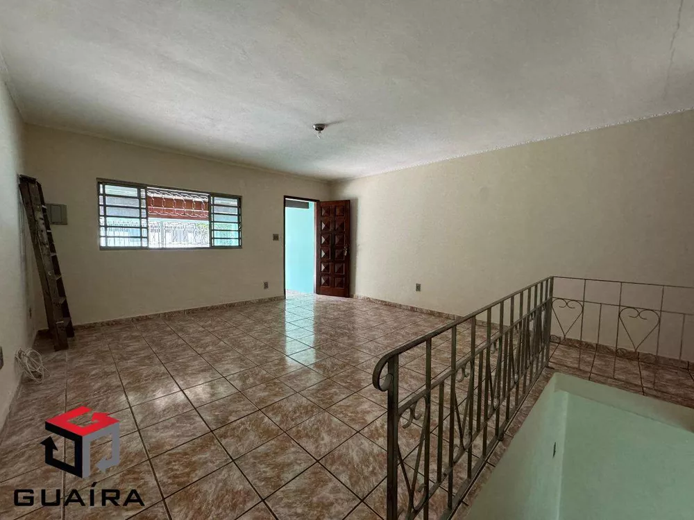 Casa à venda com 3 quartos, 188m² - Foto 1